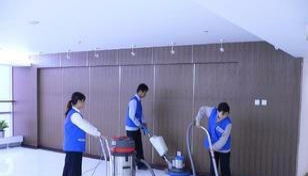 靜安區(qū)曹家渡專業(yè)鐘點(diǎn)工 日常保潔、裝修后開荒與家庭深度清潔的一站式服務(wù)